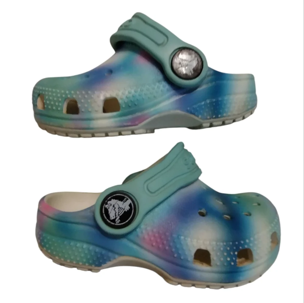 💚 EUC Kids Toddler Multicolor Tie Dye Clogs Blue Pink Yellow Crocs